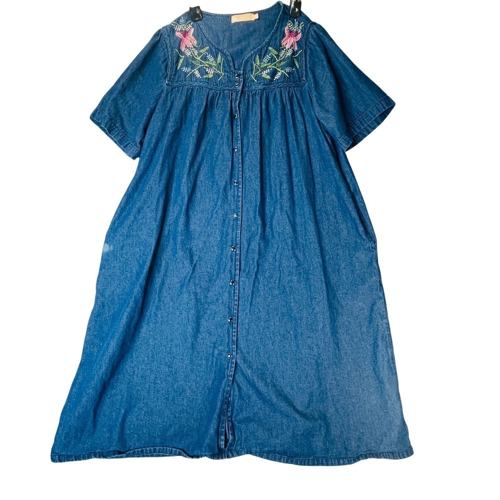 La Cera Dress WOMEN XL Blue Denim Floral Embroidered Button Front House Lounger